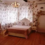 Sari Gelin 2*