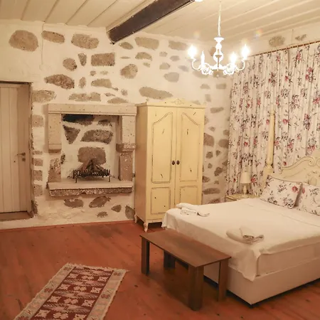 ホテル Sari Gelin