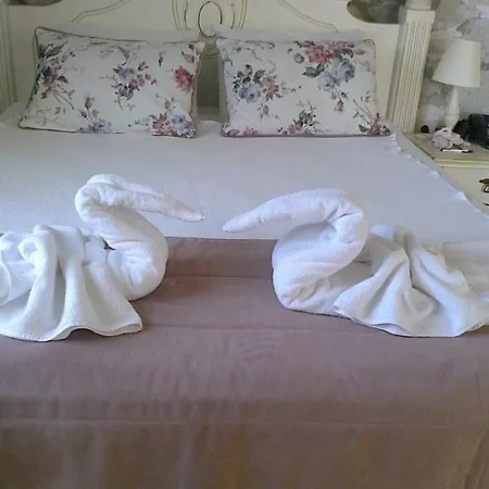 Sari Gelin Otel