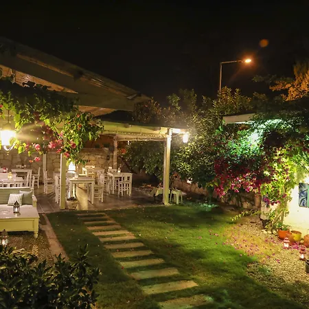 Sari Gelin Alaçatı