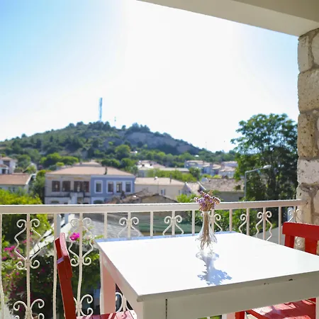 Sari Gelin 2* Alaçatı