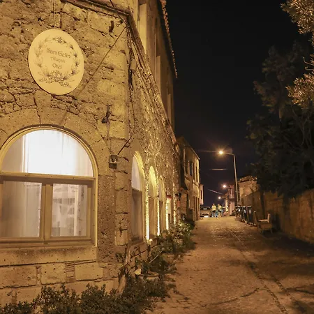 Sari Gelin Alaçatı