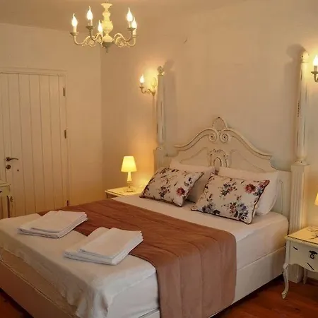 Sari Gelin Hotel Alaçatı